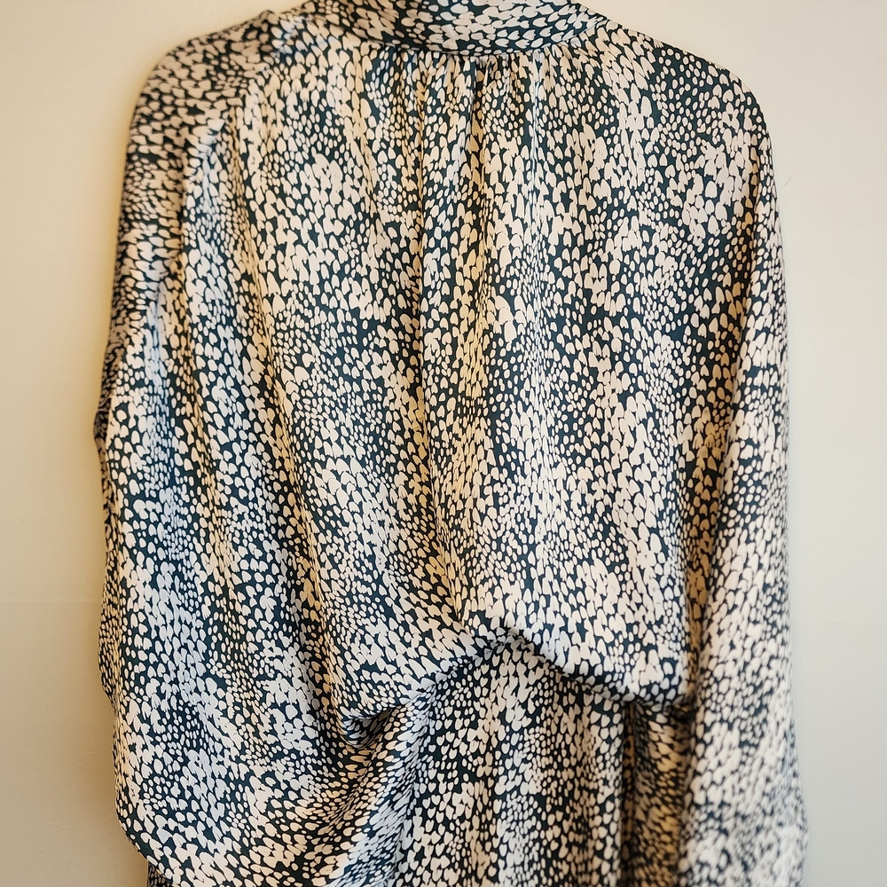 fab'rik Monochrome Patterned Blouse